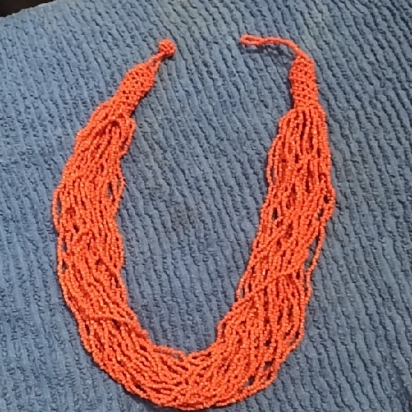 Elegant Beaded Necklace - Picture 1 of 3